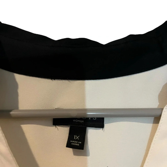 Talbots Button Down Blouse Size 1X - Picture 2 of 3